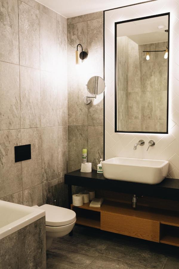 Stary Rynek Premium Apartments: Old Market Square Elegance Apartment *
