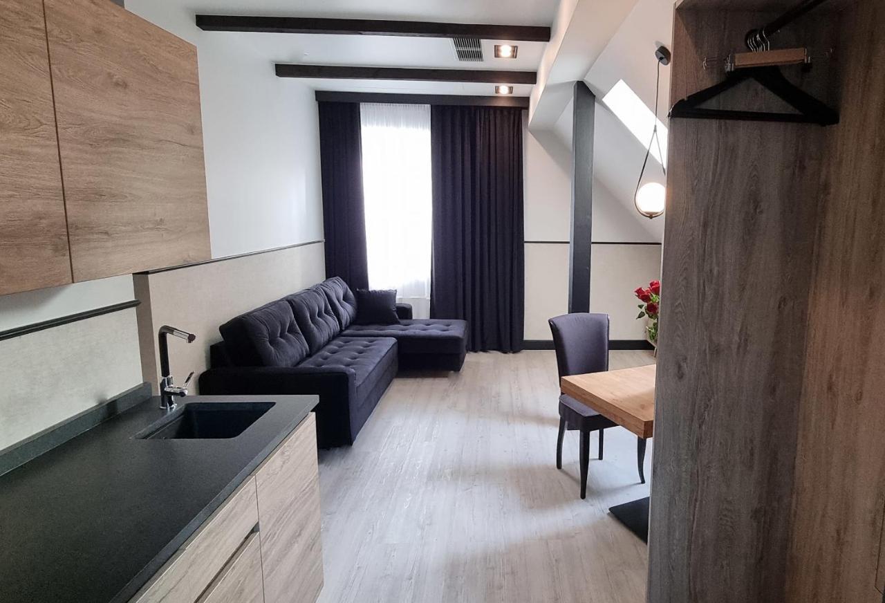 Apartment Stary Rynek Premium Apartments: Old Market Square Elegance *