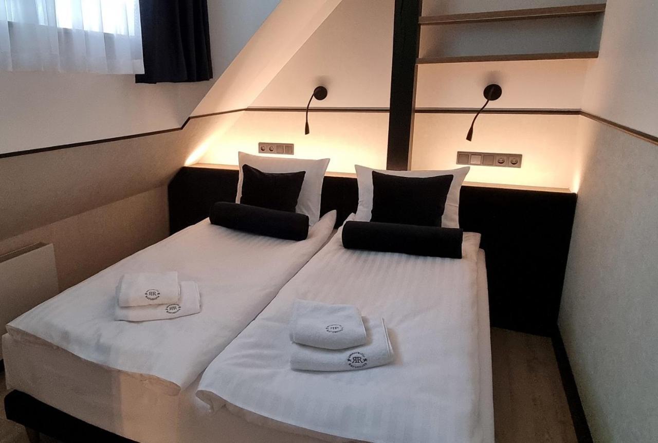 Apartment Stary Rynek Premium Apartments: Old Market Square Elegance *