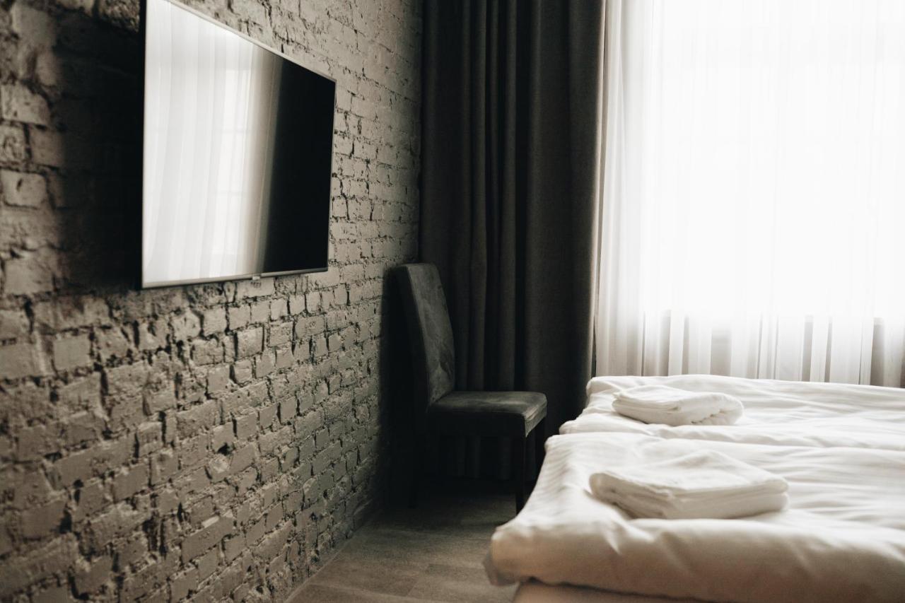 Stary Rynek Premium Apartments: Old Market Square Elegance