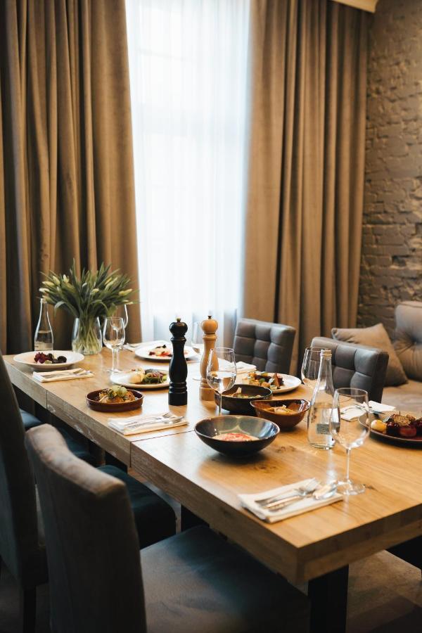 Stary Rynek Premium Apartments: Old Market Square Elegance Apartment Poznan