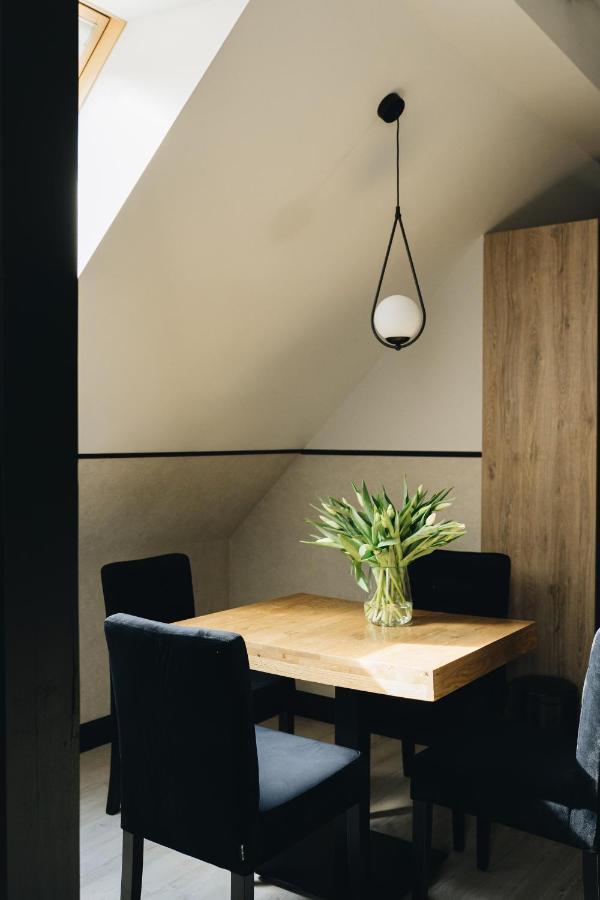 Stary Rynek Premium Apartments: Old Market Square Elegance Apartment *