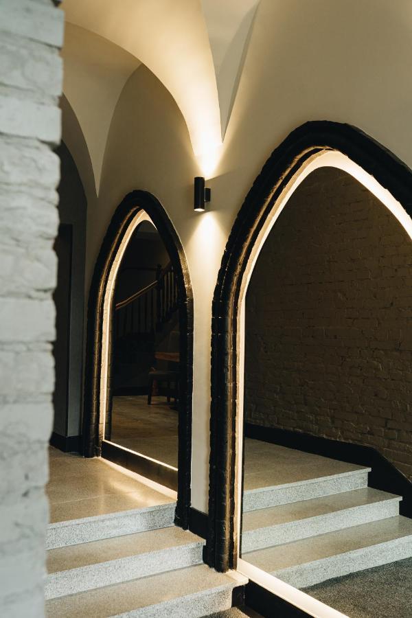 Stary Rynek Premium Apartments: Old Market Square Elegance Apartment