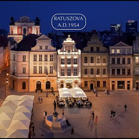 Ratuszova Stary Rynek Old Market Square Premium Apartments & Restaurant Ad 1954 Posen Exterior foto
