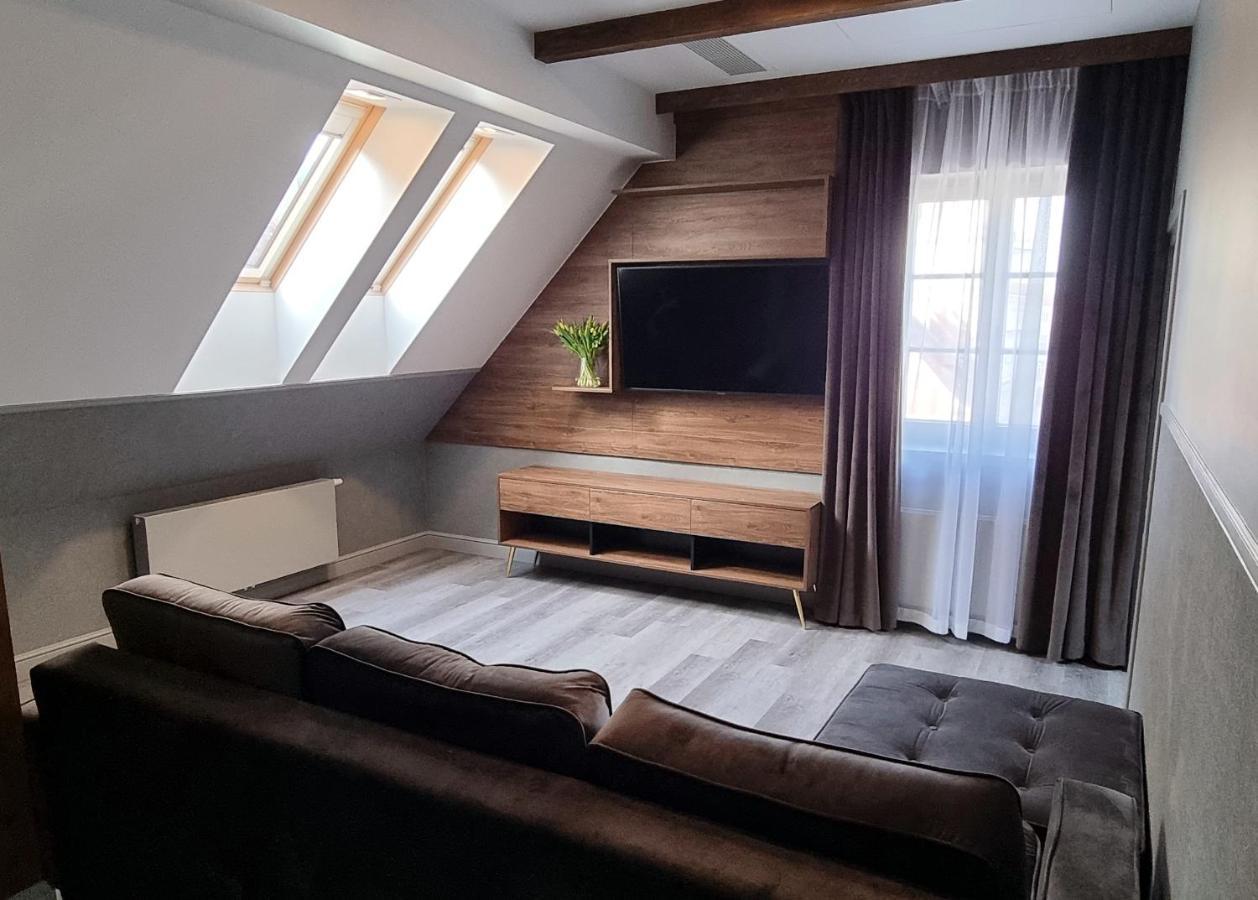 Apartment Ratuszova Stary Rynek Old Market Square Premium & Restaurant Ad 1954